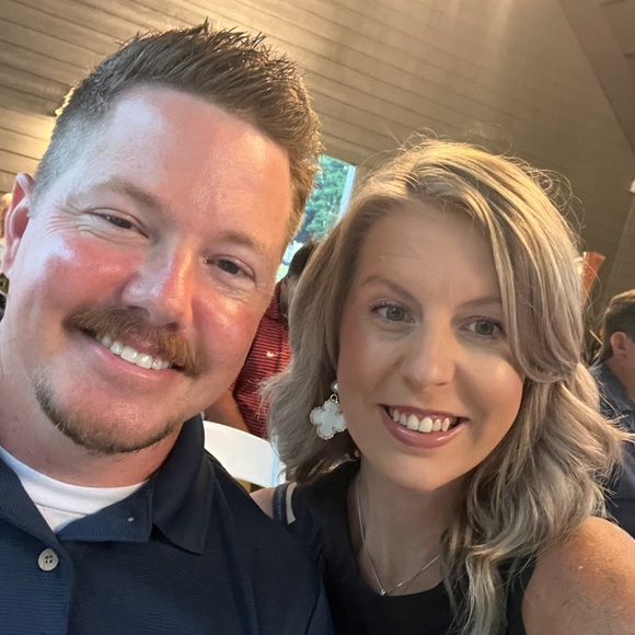 Meet your Posher, Rebekah - Picture 1 of 1